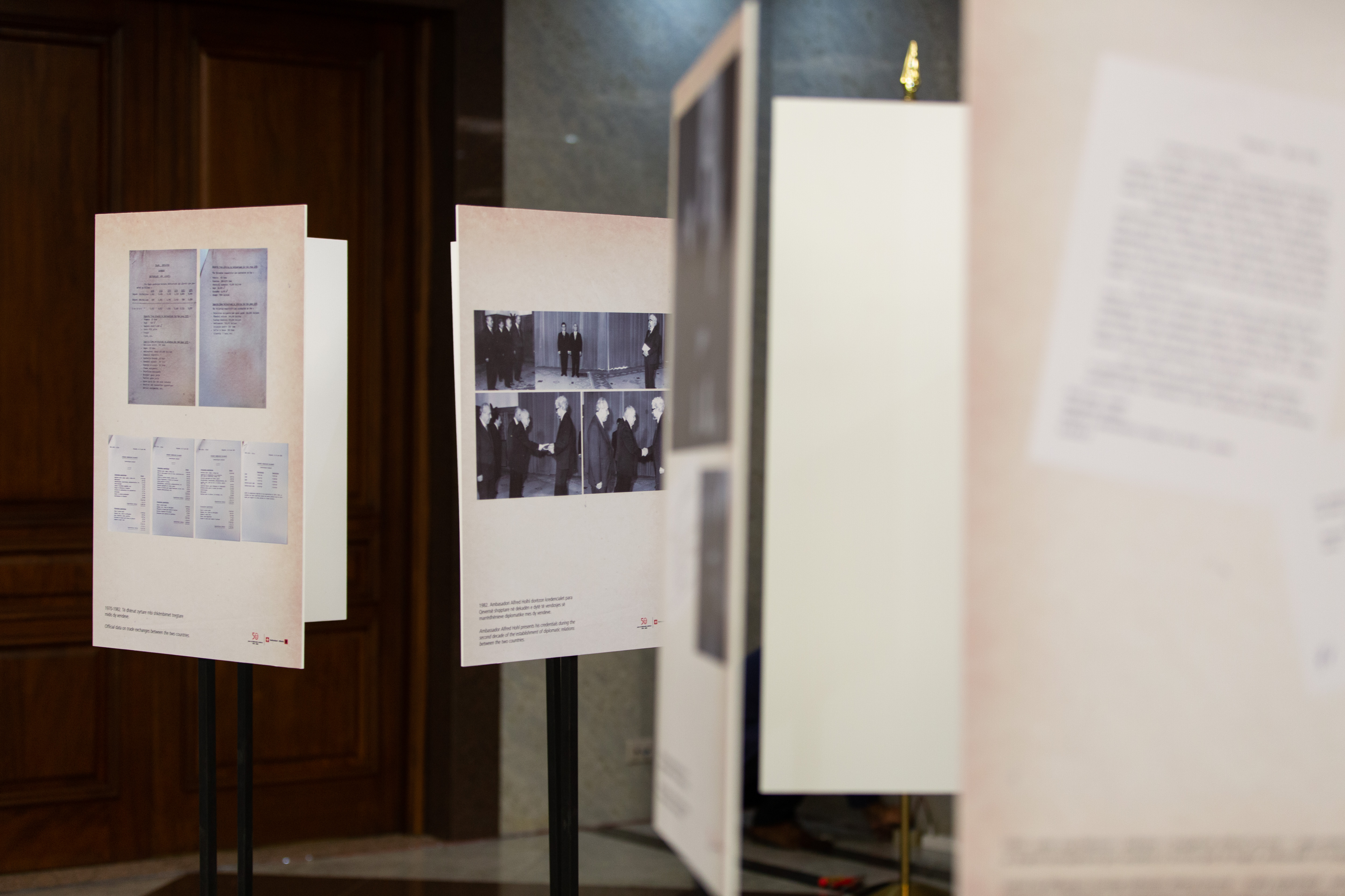 An exhibition with photos and documents from Swiss and Albanian archives was organised at the Ministry for Europe and Foreign Affairs and at the National Historical Museum. 