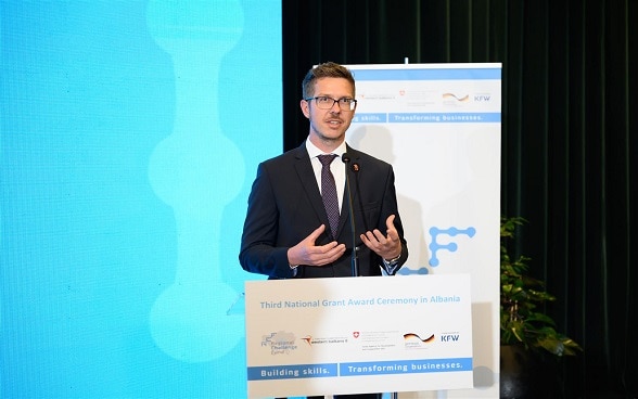 Deputy Head of Mission at Embassy of Switzerland in Albania Philipp Arnold addressing the grant award ceremony, part of the Regional Challenge Fund.