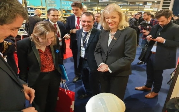 Inauguration du Salon de l’Industrie du Futur, avec Patrice Jacquier, Head of Swiss Business Hub France, et Line Marie Leon-Pernet, Consule générale de Suisse à Strasbourg