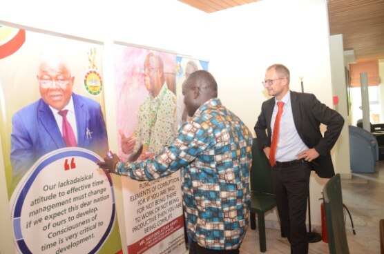 Ambassador Stalder, with an official of Punctuality Ghana