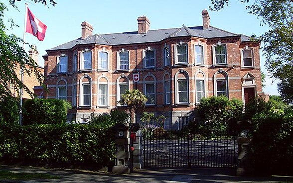 L'edificio dell'Ambasciata a Dublin