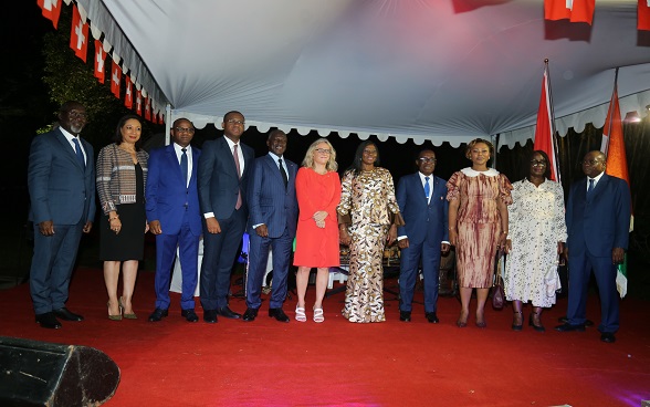 La photo avec les officiels