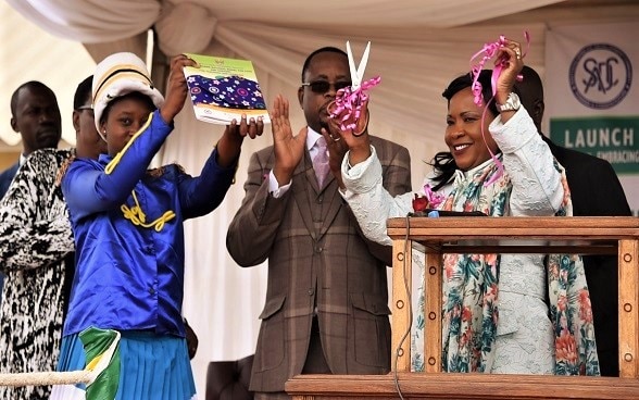 Switzerland and partners launch HIV/AIDS teaching curriculum model in Zimbabwe