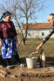 El suministro de agua en un pueblo de Ucrania.