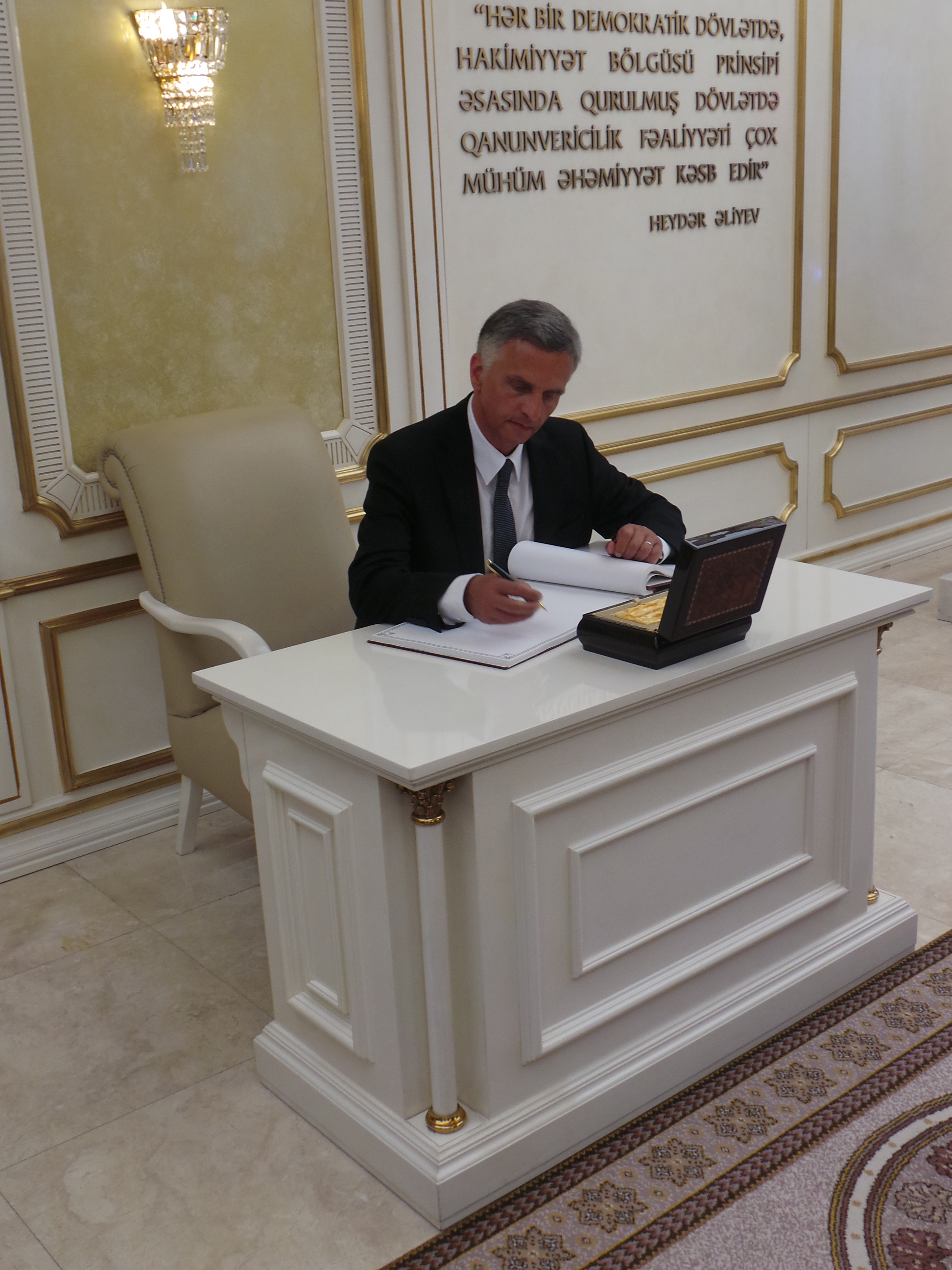 Medienkonferenz nach dem Gespräch von Bundespräsident Didier Burkhalter und dem aserbaidschanischen Präsidenten Ilham Aliyev.