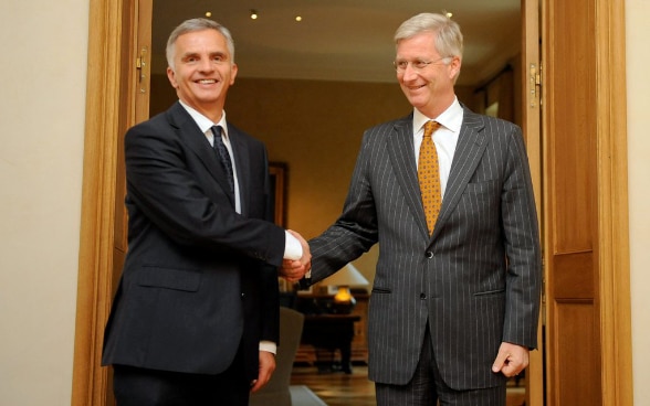 Didier Burkhalter en compagnie du roi Philippe.