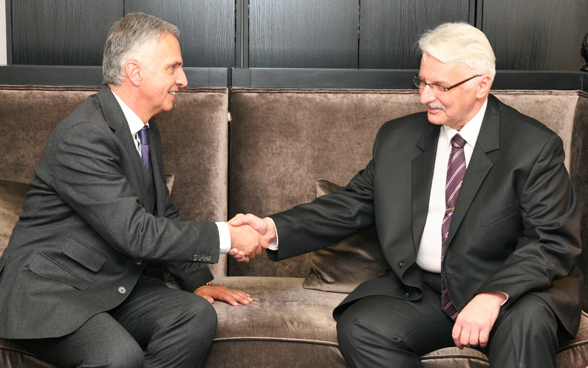 Bundesrat Didier Burkhalter mit dem polnischen Aussenminister Witold Waszczykowski. © EDA