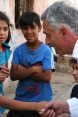 Federal Councillor Didier Burkhalter shared a moment with the children of Hay Al-Gharbeh in Lebanon. FDFA