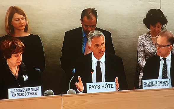 Le conseiller fédéral Didier Burkhalter s'exprime devant le Conseil des droits de l'homme à Genève, le 13 juin 2016. ©DFAE