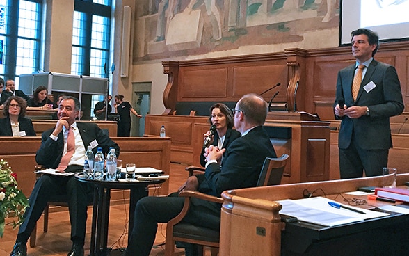 Bern Rathaus, Participants, Annual one-day event held by the Directorate of International Law on asset recovery