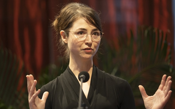 Julia Stricker durante la cerimonia.