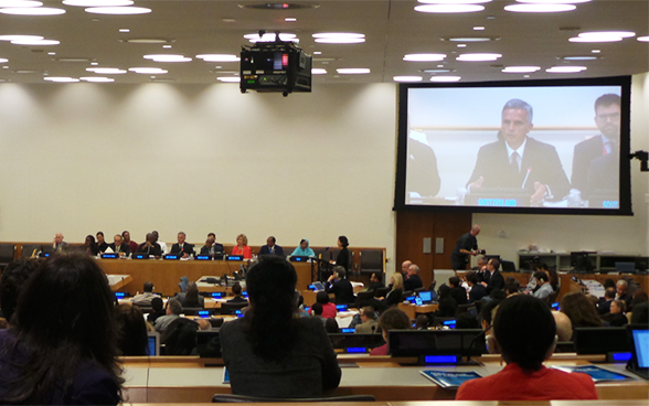 The President of the Swiss Confederation, Didier Burkhalter, speaks about measures to fight HIV/AIDS at the UNAIDS side event as part of the high-level week of the 69th session of the UN General Assembly. 