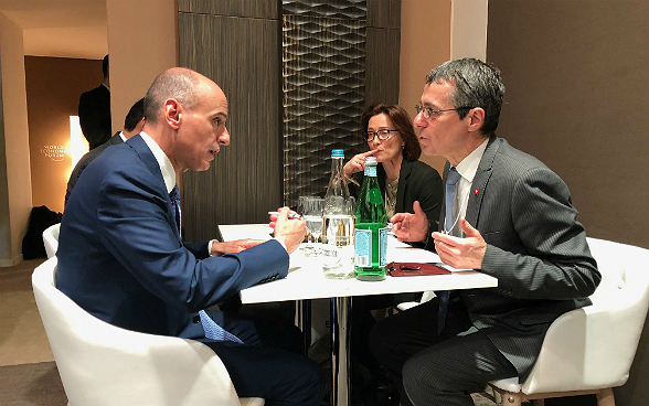 En marge du World Economic Forum, le conseiller fédéral Ignazio Cassis rencontre Adel al-Jubeir, ministre des affaires étrangères de l'Arabie saoudite. 