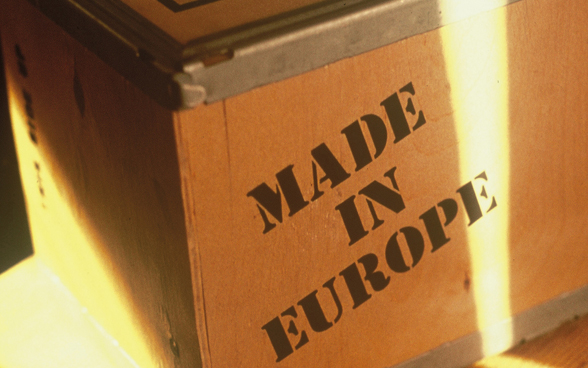 Contenitore con la dicitura «Made in Europe»