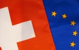 Bandiera della Svizzera e dell’Unione europea