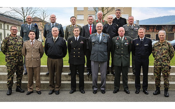 Visitors of the NCO course in Luzern