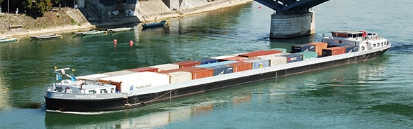 The "Graciosa" container boat on the Rhine